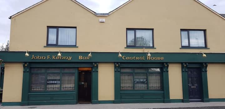 Central House Shillelagh Exterior foto